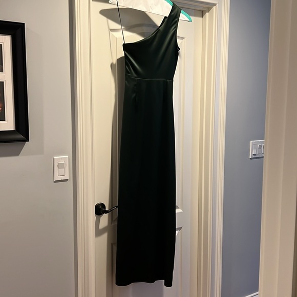 Anthropologie BHLDN Scottie One-Shoulder Satin Maxi Dress Forest Green size XS - Picture 9 of 10